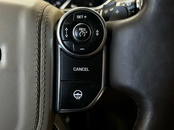 Land Rover Range Rover IV с пробегом 2014 года, цена 3 693 000 рублей, 90510 км, внедорожник, Автокод Объявления