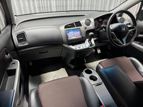 Honda Stream II Рестайлинг с пробегом 2010 года, цена 1 538 000 рублей, 153790 км, компактвэн, Автокод Объявления