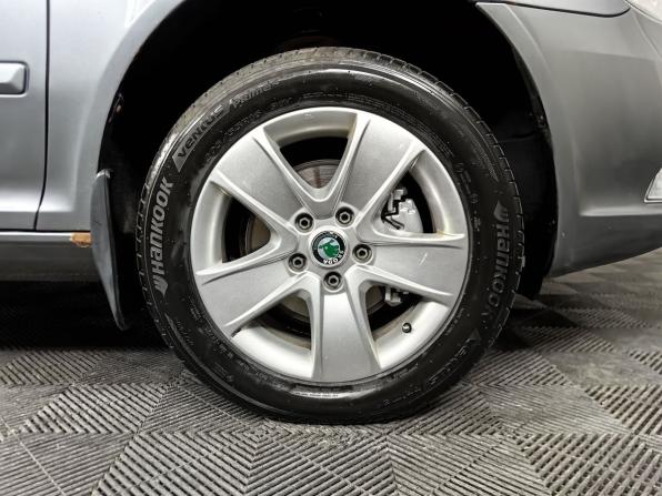 Skoda Octavia II (A5) Рестайлинг с пробегом 2012 года, цена 843 000 рублей, 158792 км, лифтбек, Автокод Объявления