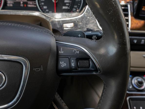 Audi A8 III (D4) Рестайлинг с пробегом 2014 года, цена 3 050 000 рублей, 198253 км, седан, Автокод Объявления