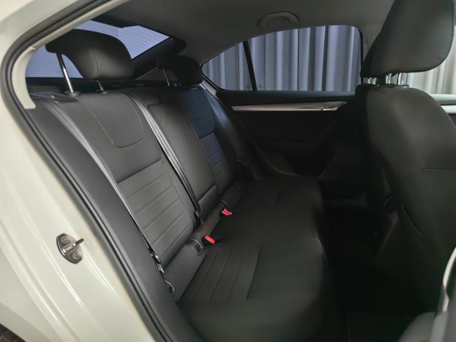 Skoda Octavia III (A7) Москва  - изображение 10