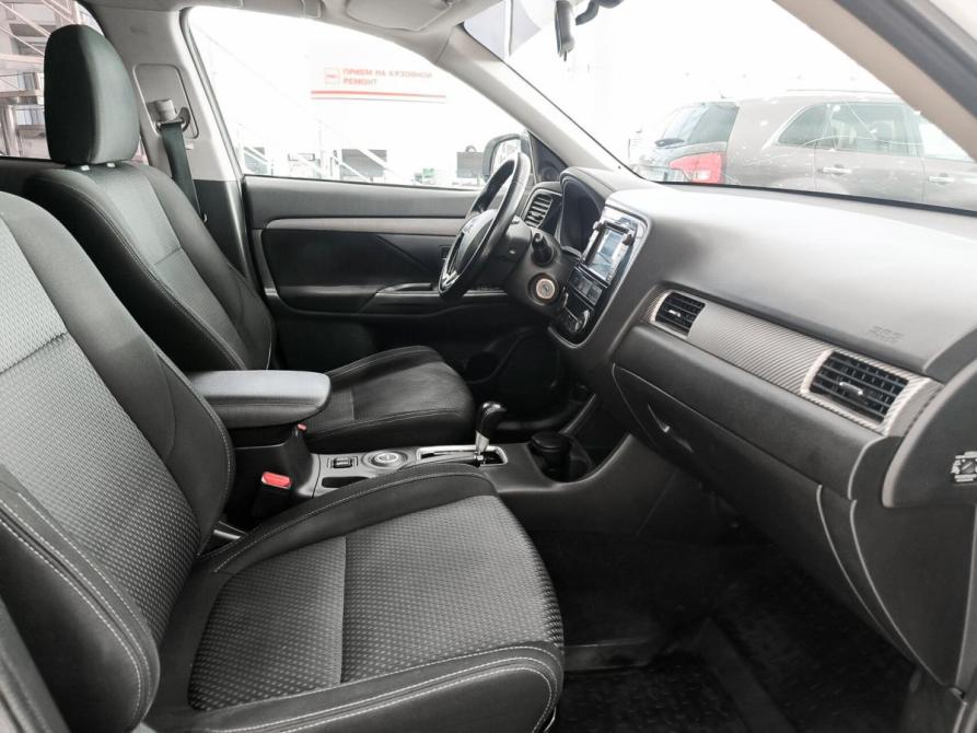 Mitsubishi Outlander III Рестайлинг 2 Казань  - изображение 13