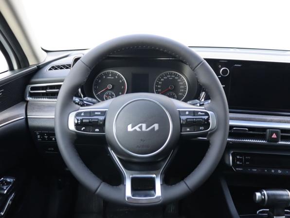 Kia K5 III с пробегом 2022 года, цена 2 390 000 рублей, 144600 км, седан, Автокод Объявления