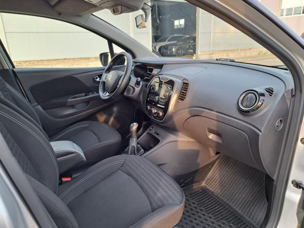 Renault Kaptur I с пробегом 2017 года, цена 1 375 000 рублей, 70204 км, внедорожник, Автокод Объявления