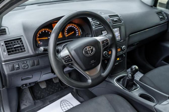 Toyota Avensis III с пробегом 2009 года, цена 877 000 рублей, 206633 км, седан, Автокод Объявления