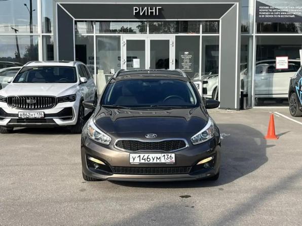 Kia Ceed II Рестайлинг с пробегом 2018 года, цена 1 540 000 рублей, 23503 км, универсал, Автокод Объявления