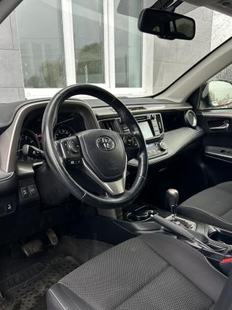 Toyota RAV4 IV (XA40) Рестайлинг с пробегом 2016 года, цена 2 350 000 рублей, 138030 км, внедорожник, Автокод Объявления