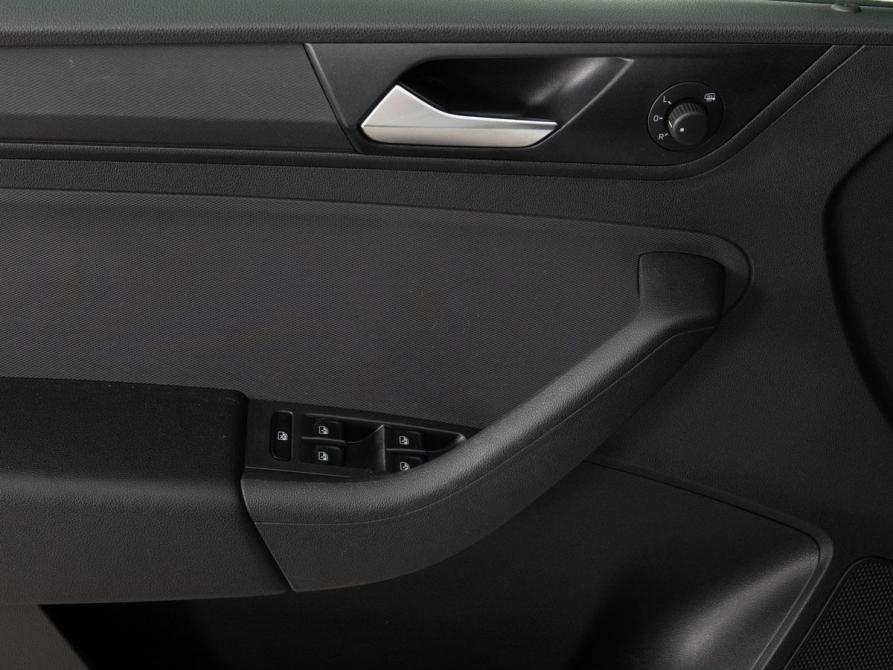 Volkswagen Polo VI Казань  - изображение 17