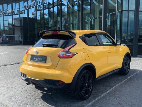Nissan Juke I Рестайлинг с пробегом 2017 года, цена 1 229 000 рублей, 197454 км, внедорожник, Автокод Объявления