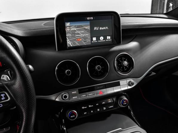 Kia Stinger I с пробегом 2018 года, цена 2 660 000 рублей, 122186 км, лифтбек, Автокод Объявления