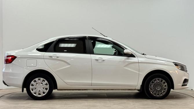 Lada (ВАЗ) Vesta I с пробегом 2018 года, цена 899 000 рублей, 120154 км, седан, Автокод Объявления