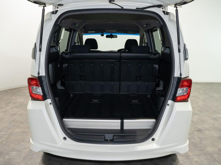 Honda Freed I Рестайлинг Чита  - изображение 14