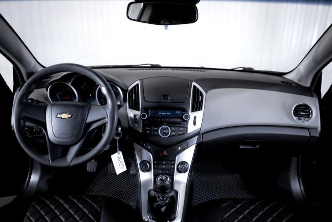 Chevrolet Cruze I Рестайлинг с пробегом 2013 года, цена 599 000 рублей, 249961 км, седан, Автокод Объявления