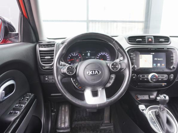 Kia Soul II Рестайлинг с пробегом 2018 года, цена 1 486 000 рублей, 120657 км, хэтчбек, Автокод Объявления