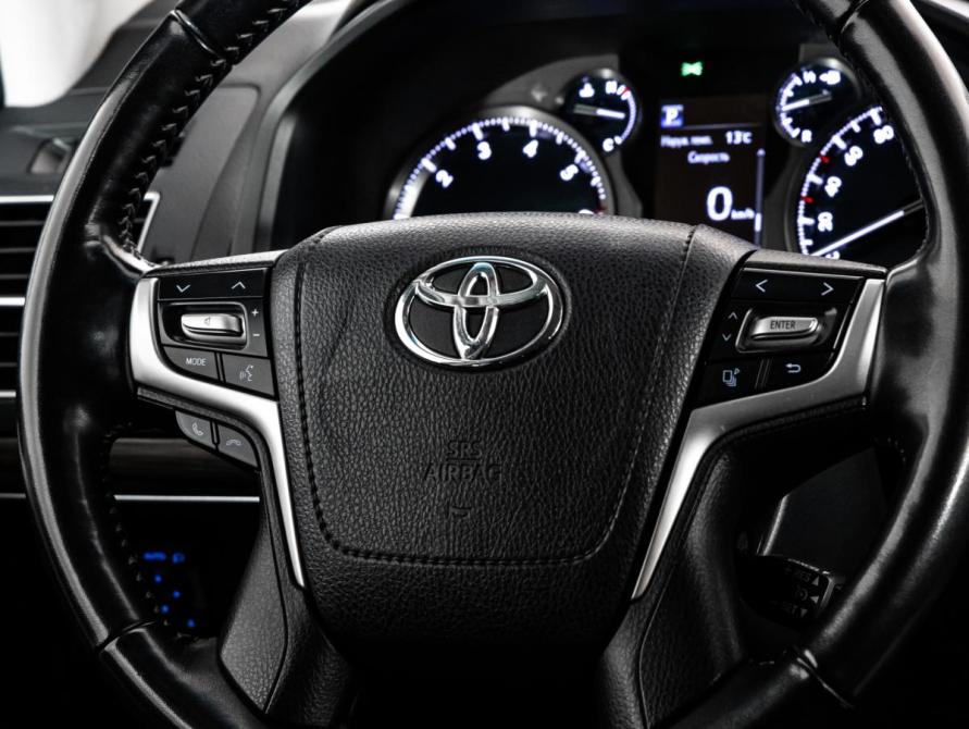 Toyota Land Cruiser Prado 150 Series Рестайлинг 3 Санкт-Петербург  - изображение 20