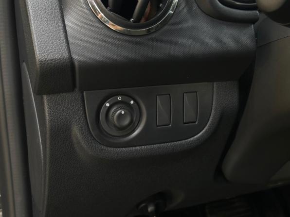 Renault Sandero II Рестайлинг с пробегом 2019 года, цена 1 150 000 рублей, 52655 км, хэтчбек, Автокод Объявления