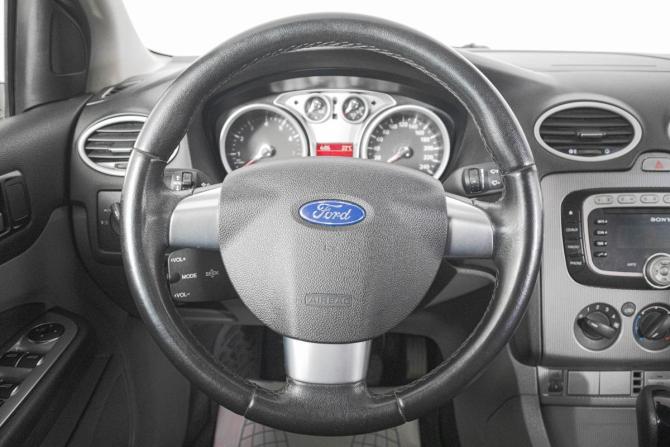 Ford Focus II Рестайлинг с пробегом 2010 года, цена 549 000 рублей, 201700 км, седан, Автокод Объявления