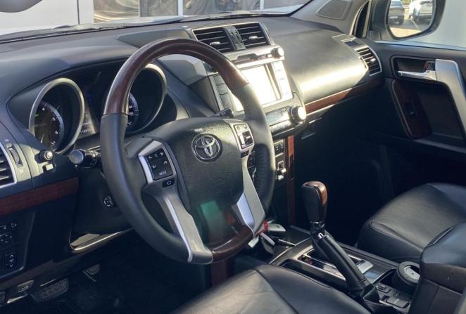 Toyota Land Cruiser Prado 150 Series Рестайлинг 1 с пробегом 2016 года, цена 4 385 000 рублей, 118889 км, внедорожник, Автокод Объявления