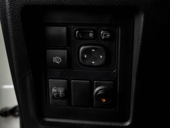 Toyota Land Cruiser Prado 150 Series Рестайлинг 2 с пробегом 2020 года, цена 4 499 000 рублей, 193276 км, внедорожник, Автокод Объявления