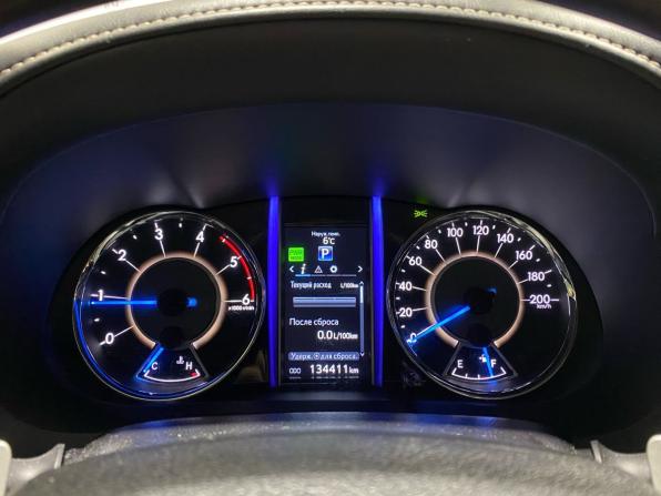 Toyota Fortuner II с пробегом 2018 года, цена 3 679 000 рублей, 134400 км, внедорожник, Автокод Объявления