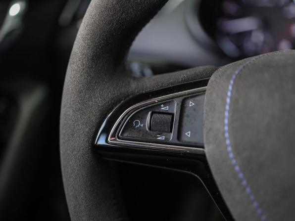 Skoda Octavia III (A7) с пробегом 2017 года, цена 1 569 000 рублей, 211640 км, лифтбек, Автокод Объявления