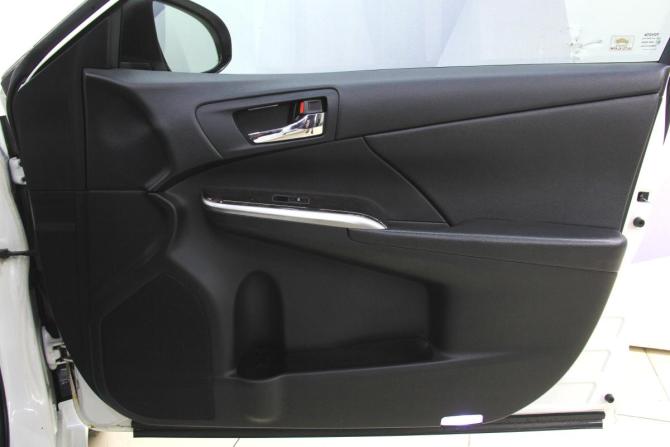 Toyota Camry VII (XV50) Рестайлинг с пробегом 2016 года, цена 2 146 500 рублей, 175473 км, седан, Автокод Объявления