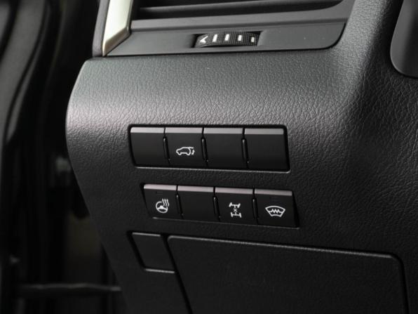 Lexus RX IV Рестайлинг с пробегом 2022 года, цена 7 629 000 рублей, 654 км, внедорожник, Автокод Объявления
