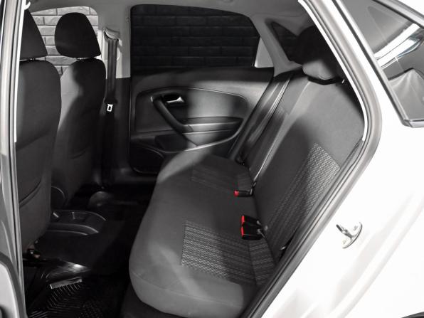 Volkswagen Polo V Рестайлинг с пробегом 2018 года, цена 1 150 000 рублей, 102282 км, седан, Автокод Объявления