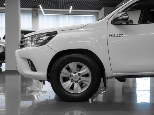 Toyota Hilux VIII с пробегом 2017 года, цена 3 200 000 рублей, 115284 км, пикап, Автокод Объявления