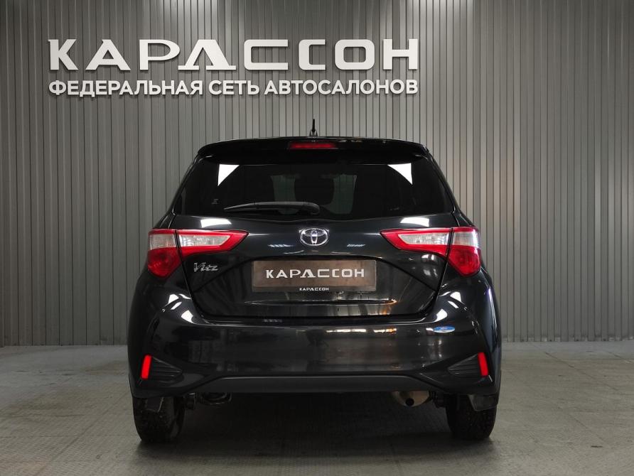 Toyota Vitz III (XP130) Рестайлинг 2 Пермь  - изображение 4