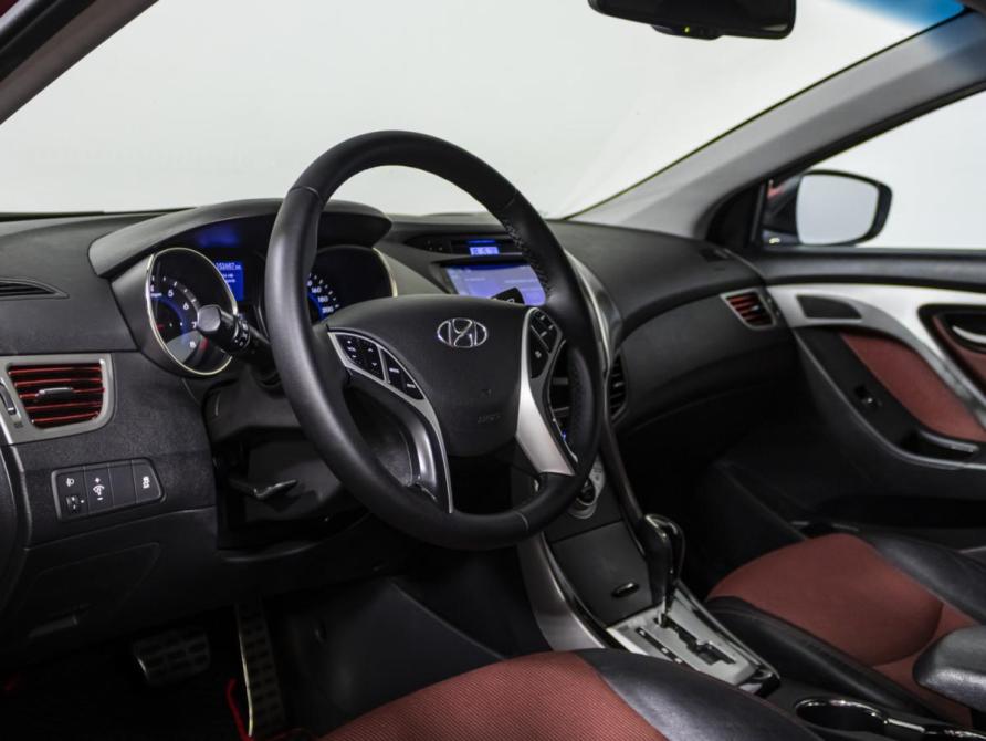 Hyundai Elantra V (MD) Москва  - изображение 9
