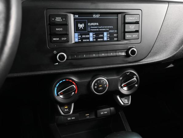 Kia Rio IV Рестайлинг с пробегом 2021 года, цена 1 649 000 рублей, 60353 км, седан, Автокод Объявления