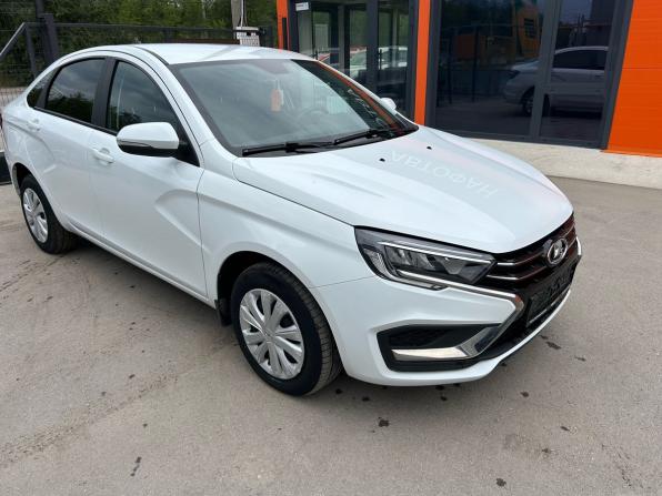 Lada (ВАЗ) Vesta I Рестайлинг (NG) с пробегом 2024 года, цена 1 229 900 рублей, 45000 км, седан, Автокод Объявления