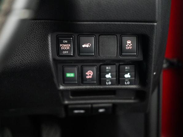 Nissan X-Trail III Рестайлинг с пробегом 2018 года, цена 2 000 000 рублей, 79297 км, внедорожник, Автокод Объявления