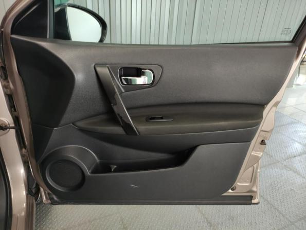 Nissan Qashqai I Рестайлинг с пробегом 2010 года, цена 890 000 рублей, 249070 км, внедорожник, Автокод Объявления