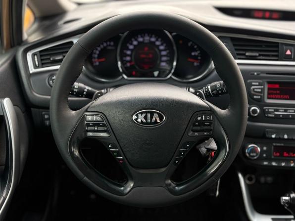 Kia Ceed II Рестайлинг с пробегом 2016 года, цена 1 120 000 рублей, 176665 км, хэтчбек, Автокод Объявления