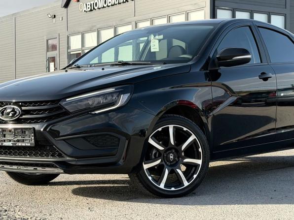 Lada (ВАЗ) Vesta I Рестайлинг (NG) с пробегом 2024 года, цена 1 399 000 рублей, 15675 км, седан, Автокод Объявления