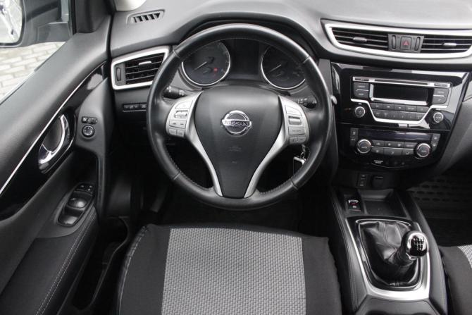 Nissan Qashqai II с пробегом 2015 года, цена 1 280 000 рублей, 192969 км, внедорожник, Автокод Объявления