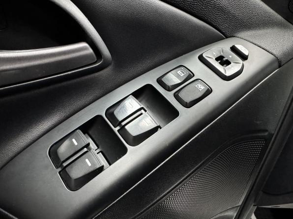 Hyundai ix35 I Рестайлинг с пробегом 2013 года, цена 1 350 000 рублей, 203505 км, внедорожник, Автокод Объявления