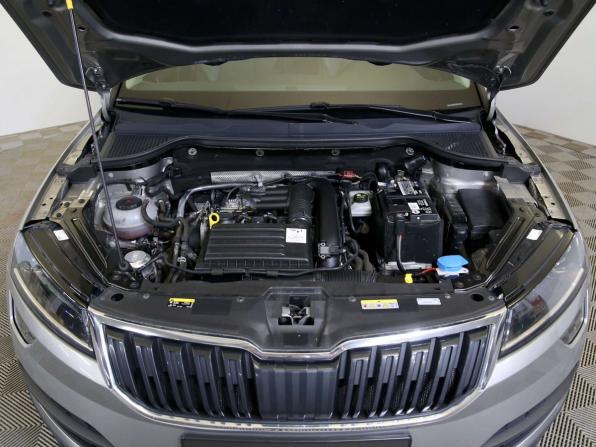 Skoda Karoq I с пробегом 2021 года, цена 2 390 000 рублей, 95000 км, внедорожник, Автокод Объявления