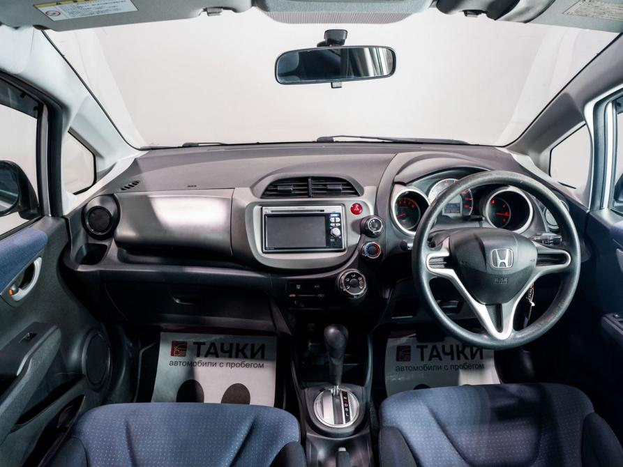 Honda Fit II Чита  - изображение 7