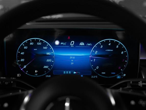 Новый Mercedes-Benz GLC II (X254) 2025 года, цена 8 800 000 рублей, внедорожник, Автокод Объявления