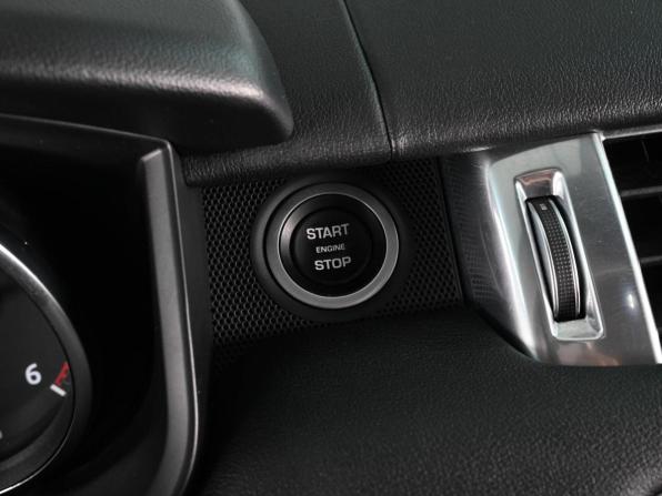 Land Rover Range Rover Sport II с пробегом 2016 года, цена 3 659 000 рублей, 132793 км, внедорожник, Автокод Объявления