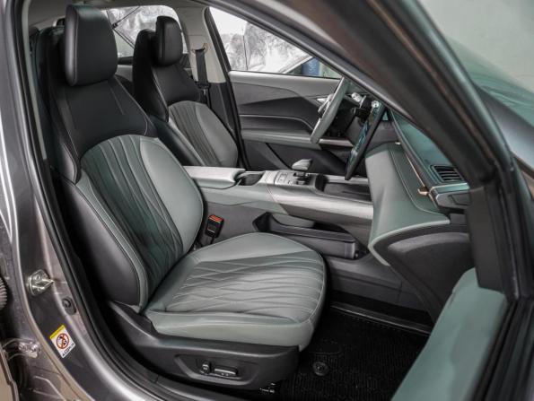 Changan Lamore с пробегом 2023 года, цена 1 949 000 рублей, 37949 км, седан, Автокод Объявления