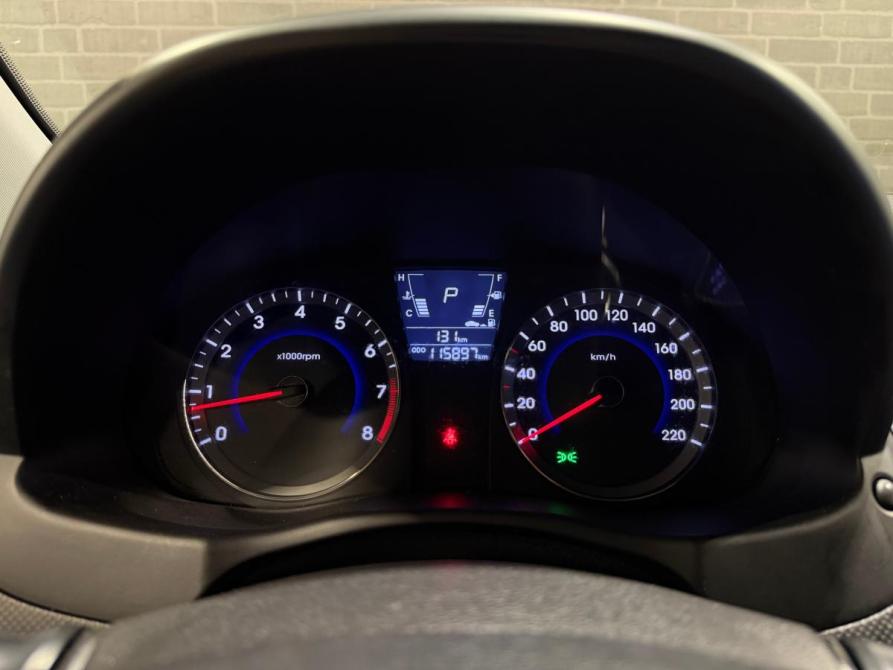 Hyundai Solaris I Челябинск  - изображение 19