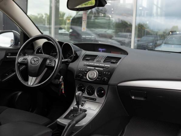 Mazda 3 II (BL) Рестайлинг с пробегом 2011 года, цена 850 000 рублей, 177428 км, седан, Автокод Объявления