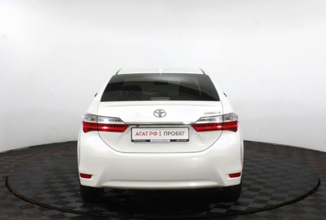 Toyota Corolla XI (E160 E170 E180) Рестайлинг 1 с пробегом 2017 года, цена 1 400 000 рублей, 204648 км, седан, Автокод Объявления