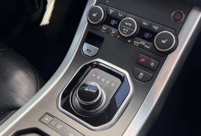 Land Rover Range Rover Evoque I Рестайлинг с пробегом 2018 года, цена 2 780 000 рублей, 93573 км, внедорожник, Автокод Объявления