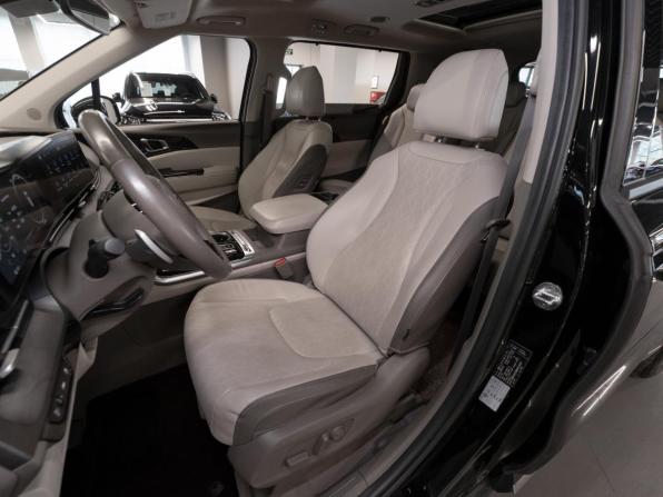 Kia Carnival IV с пробегом 2020 года, цена 3 820 000 рублей, 100405 км, минивэн, Автокод Объявления