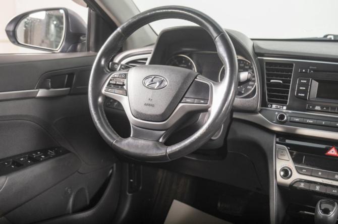 Hyundai Elantra VI (AD) с пробегом 2017 года, цена 1 399 000 рублей, 121500 км, седан, Автокод Объявления